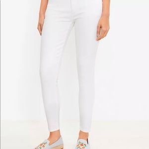 LOFT- White Curvy Skinny Jeans